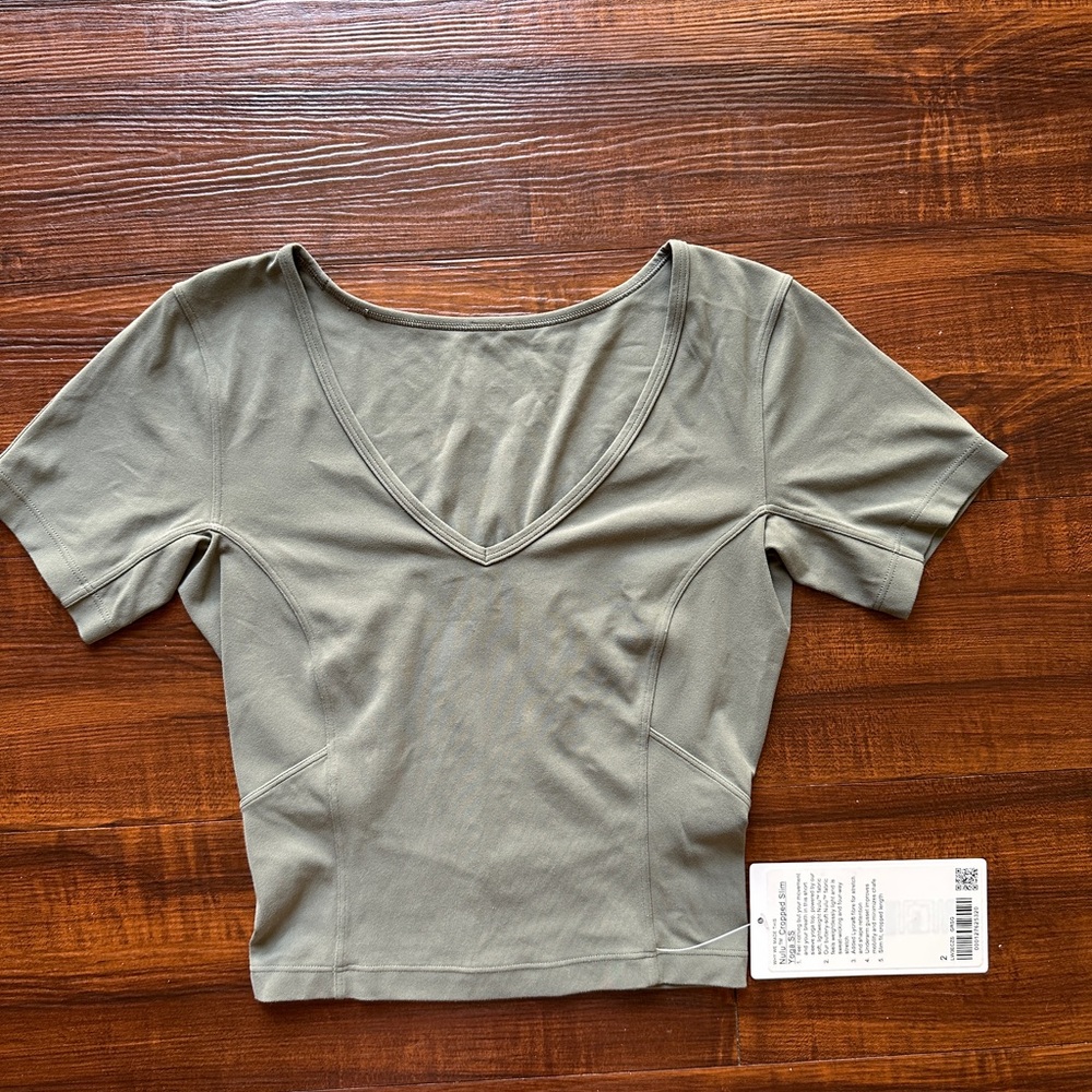 Lululemon Align T-Shirt/Nulu Cropped Slim Yoga Short Sleeve